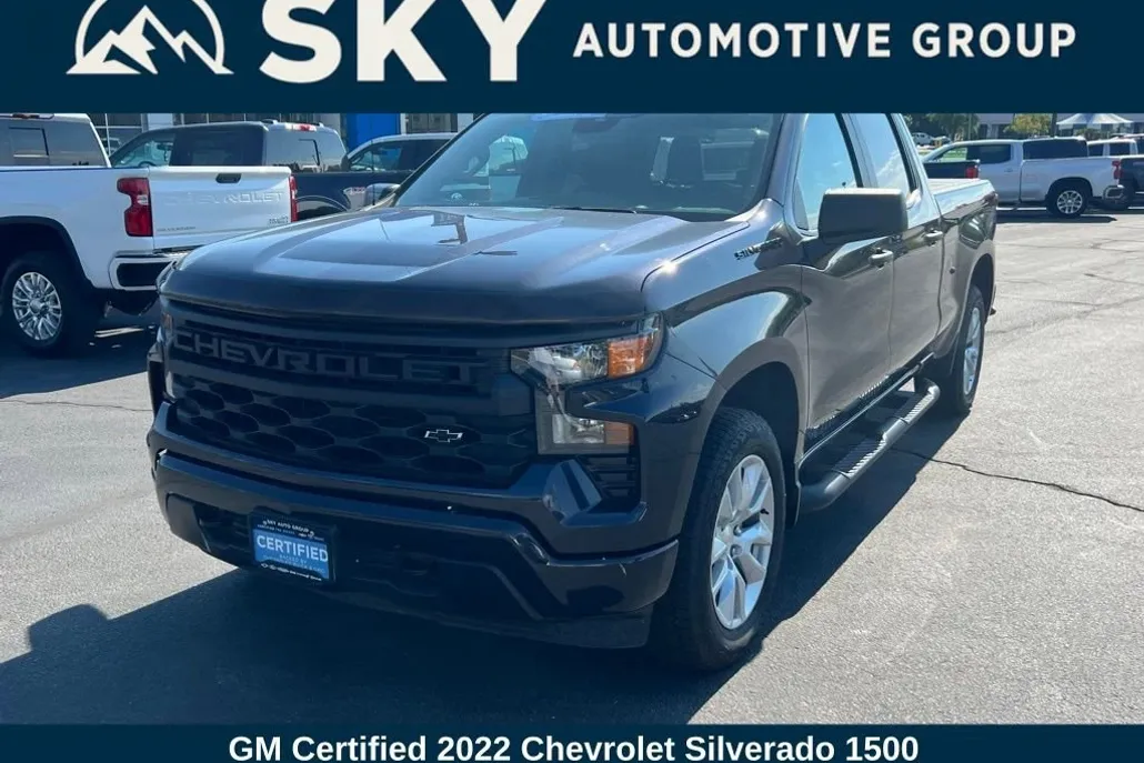 2022 Chevrolet Silverado 1500 Custom photo 1