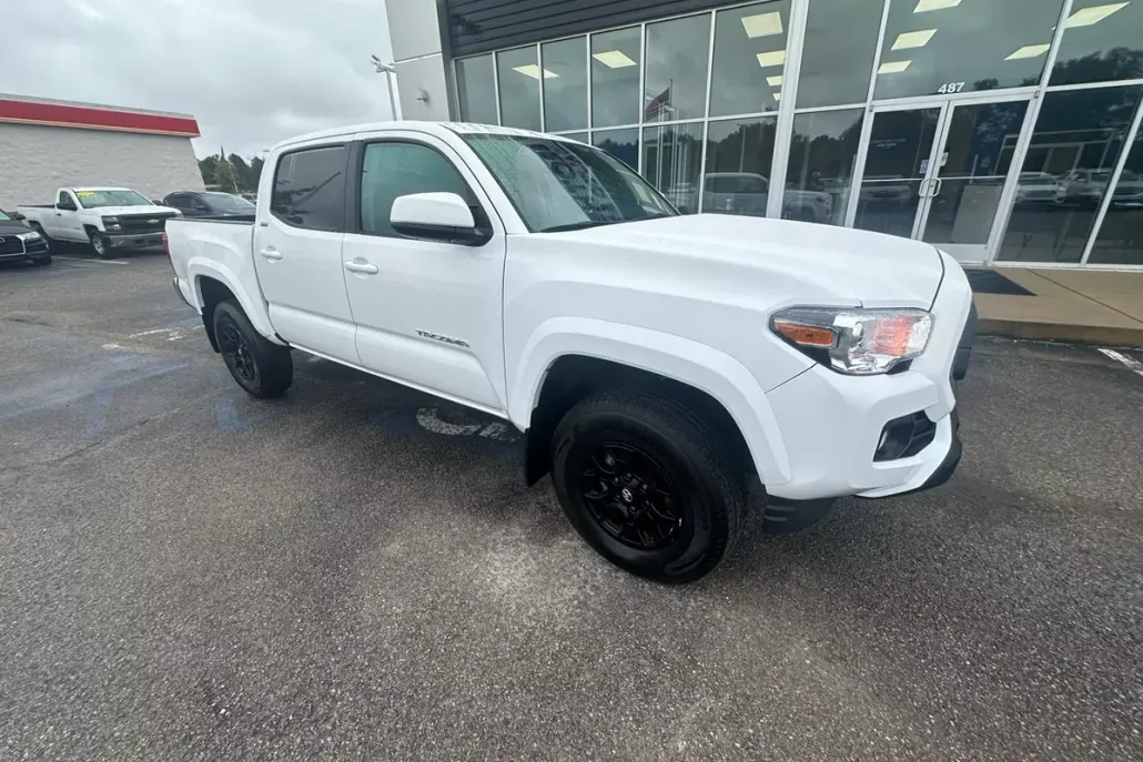 2022 Toyota Tacoma 4x4 TRD Double Cab V6 photo 1