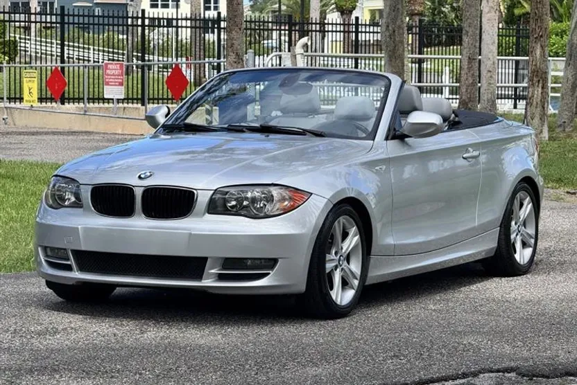 2011 Bmw 128i 1-Series photo 1