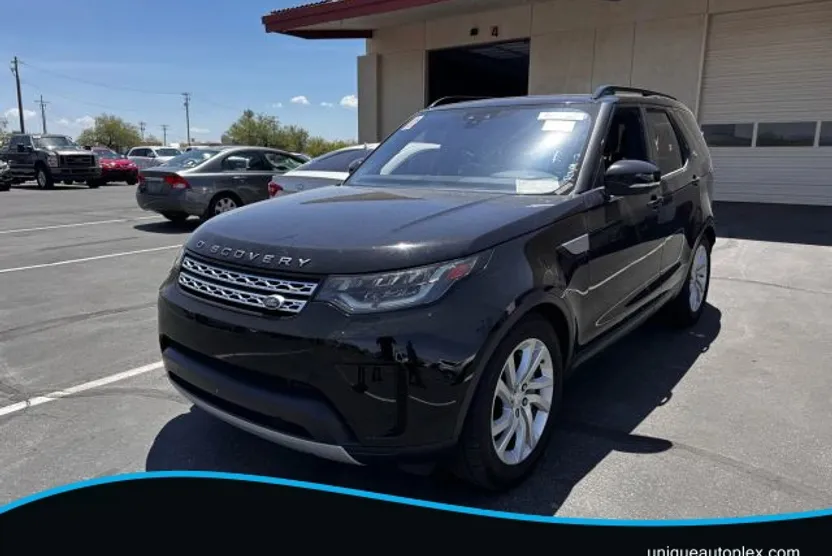 2018 Land Rover Discovery HSE photo 1