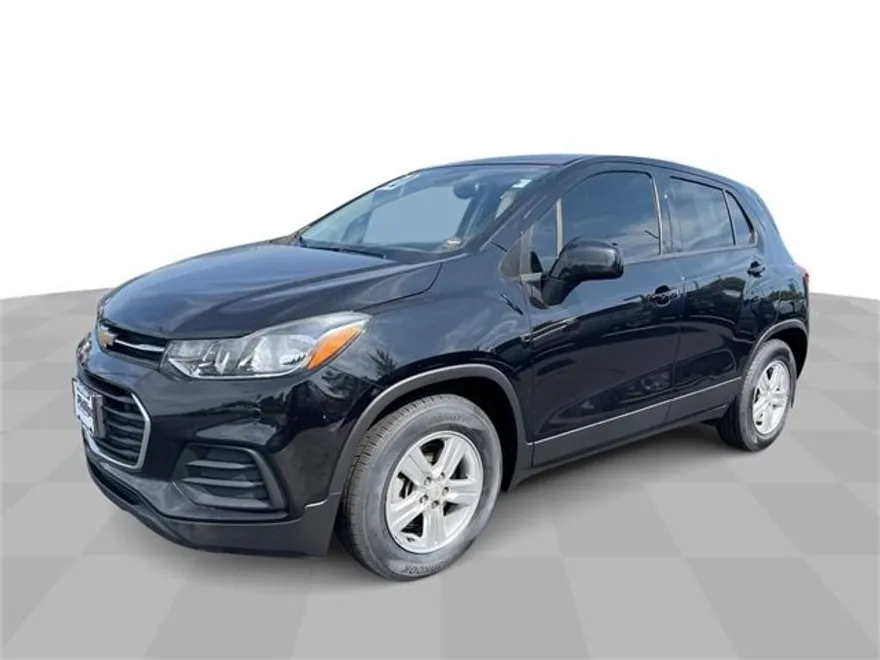 2020 Chevrolet Trax LS photo 1