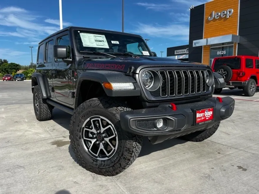 2025 Jeep Wrangler Rubicon photo 1