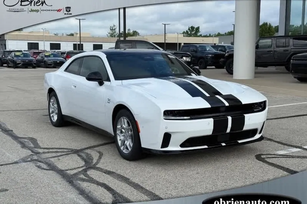2025 Dodge Charger R/T photo 1