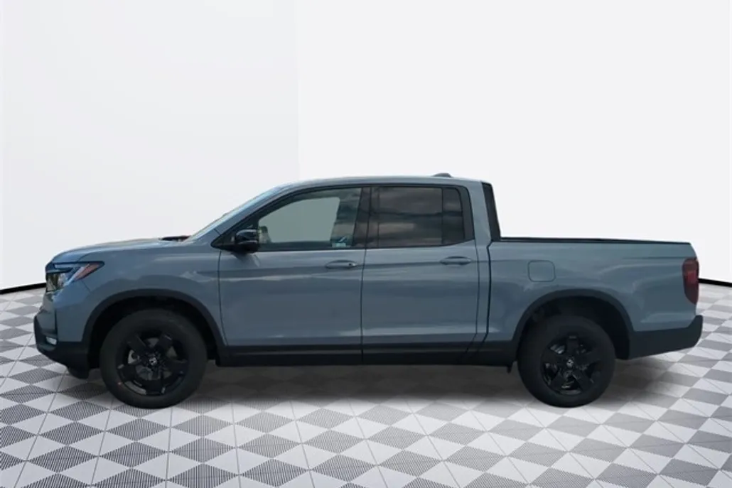2025 Honda Ridgeline Black Edition photo 1
