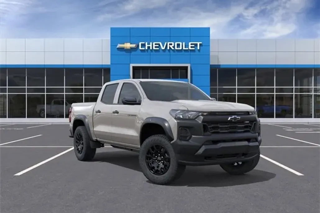 2026 Chevrolet Colorado Trail Boss photo 1