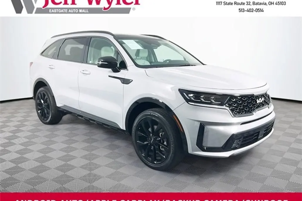 2022 Kia Sorento SX photo 1