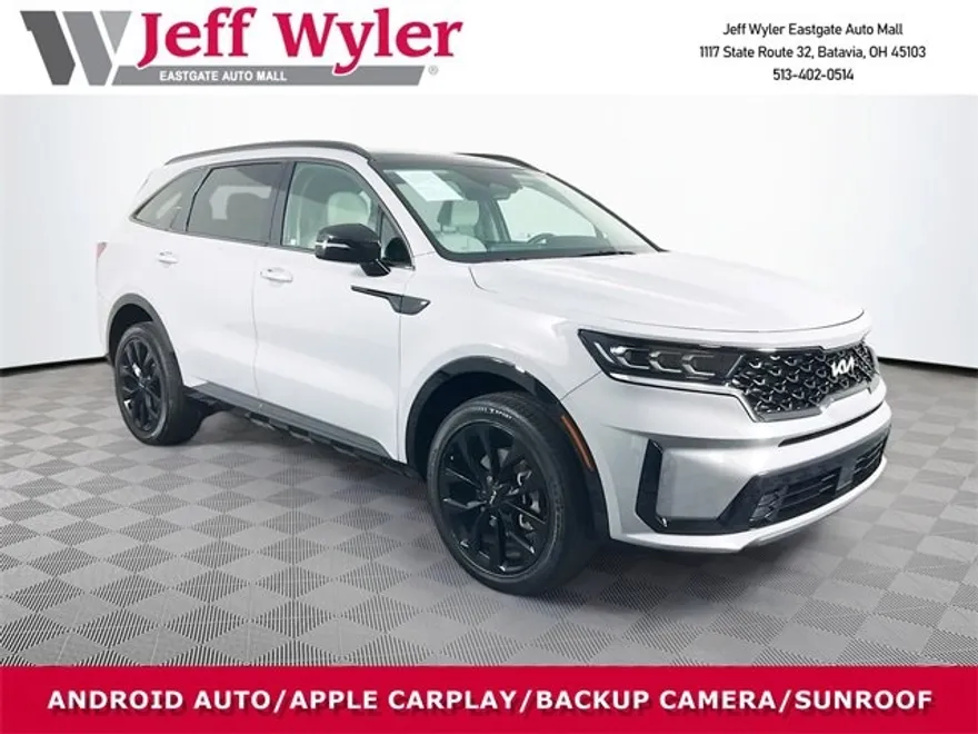 2022 Kia Sorento SX photo 1