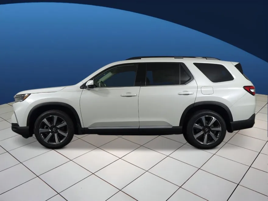 2025 Honda Pilot Touring photo 1
