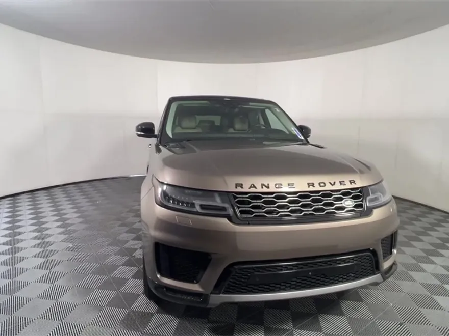 2018 Land Rover Range Rover Sport HSE photo 1