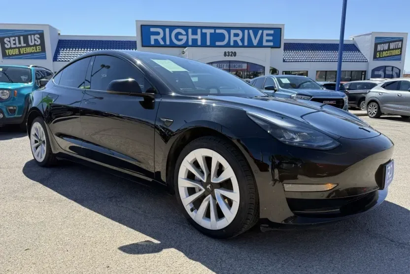 2022 Tesla Model 3 photo 1