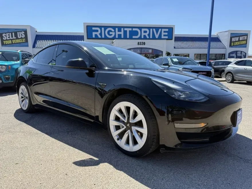 2022 Tesla Model 3 photo 1