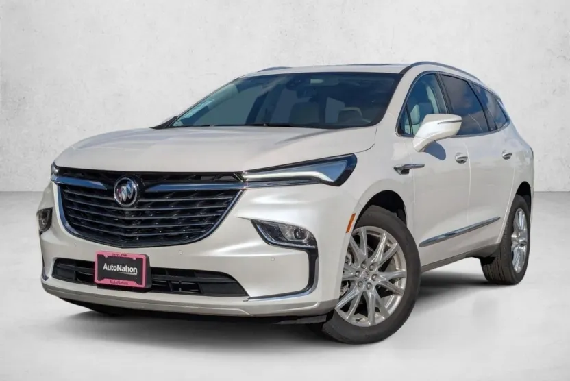 2024 Buick Enclave Premium photo 1