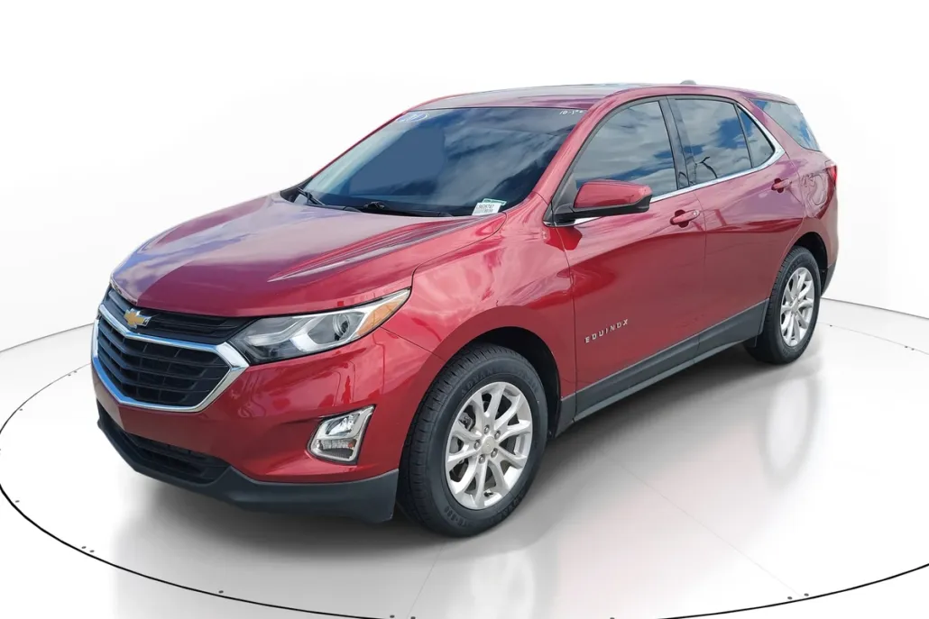 2020 Chevrolet Equinox LT photo 1
