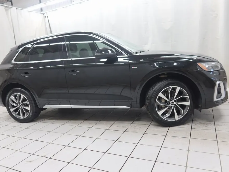 2022 Audi Q5 S line Premium photo 1