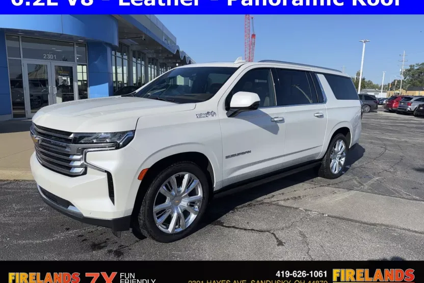 2023 Chevrolet Suburban High Country photo 1