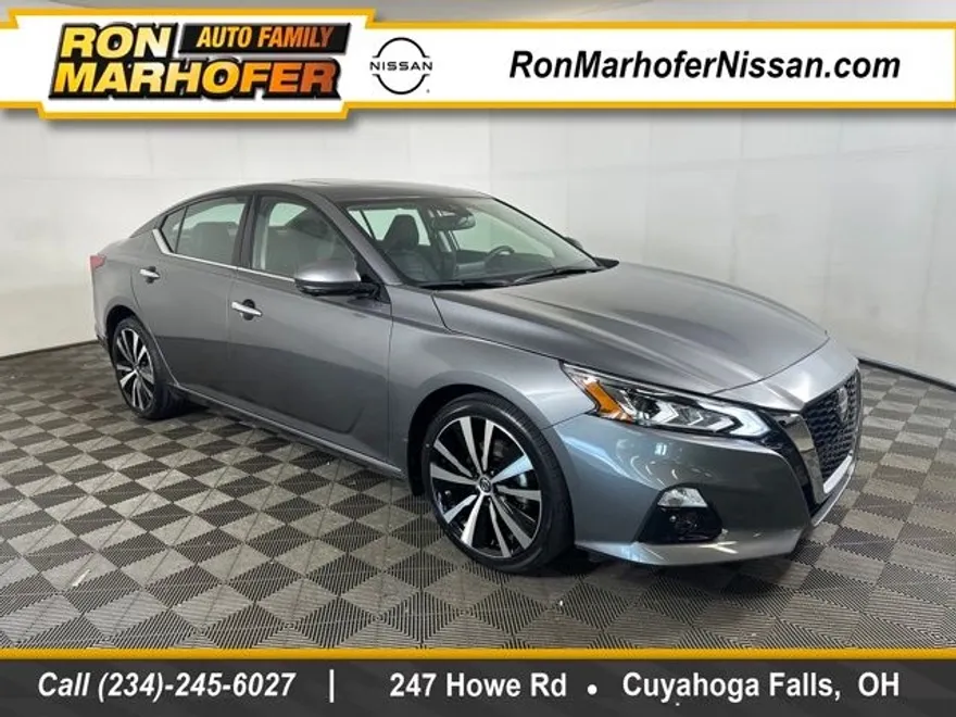 2021 Nissan Altima 2.5 Platinum photo 1