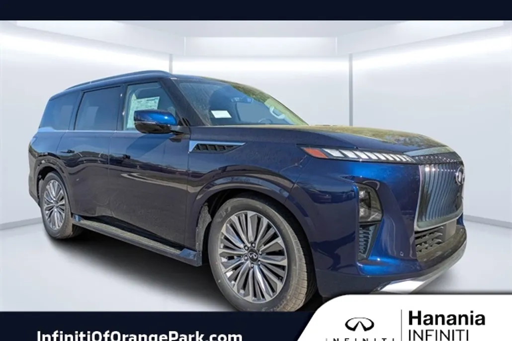2025 Infiniti QX80 Luxe photo 1