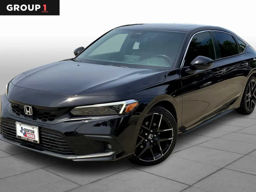 2022 Honda Civic Hatchback Sport Touring photo 1