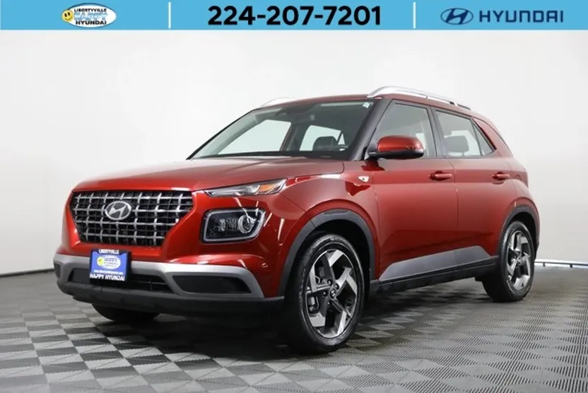 2024 Hyundai Venue Limited photo 1