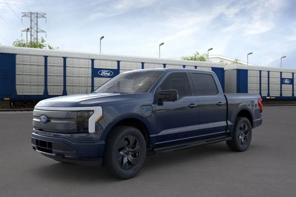 2025 Ford F-150 Lightning photo 1