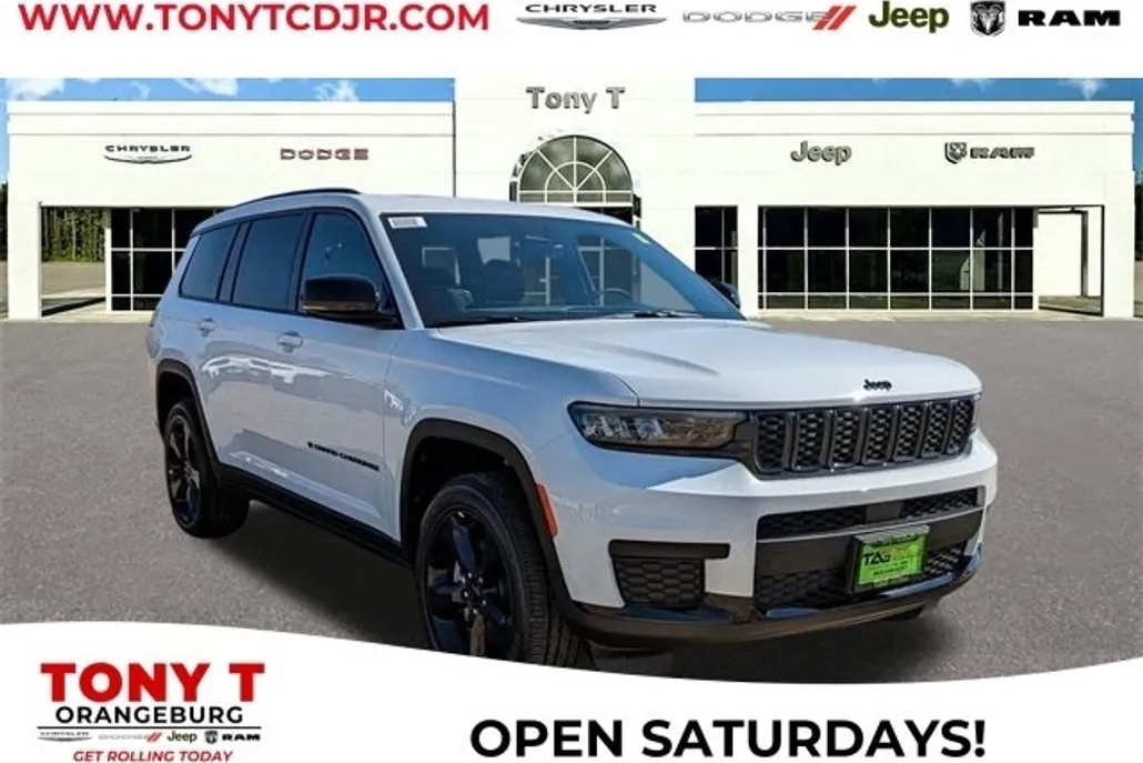 2025 Jeep Grand Cherokee Altitude photo 1