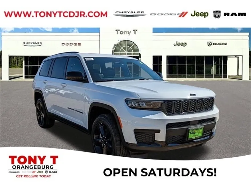 2025 Jeep Grand Cherokee Altitude photo 1