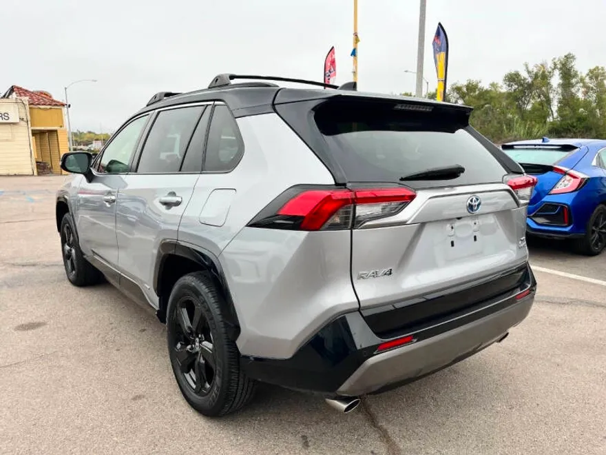 2020 Toyota Corolla XSE photo 1