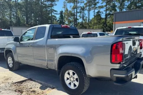 2018 Chevrolet Colorado Work Truck photo 3