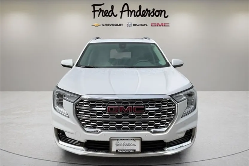 2023 Gmc Terrain Denali photo 1