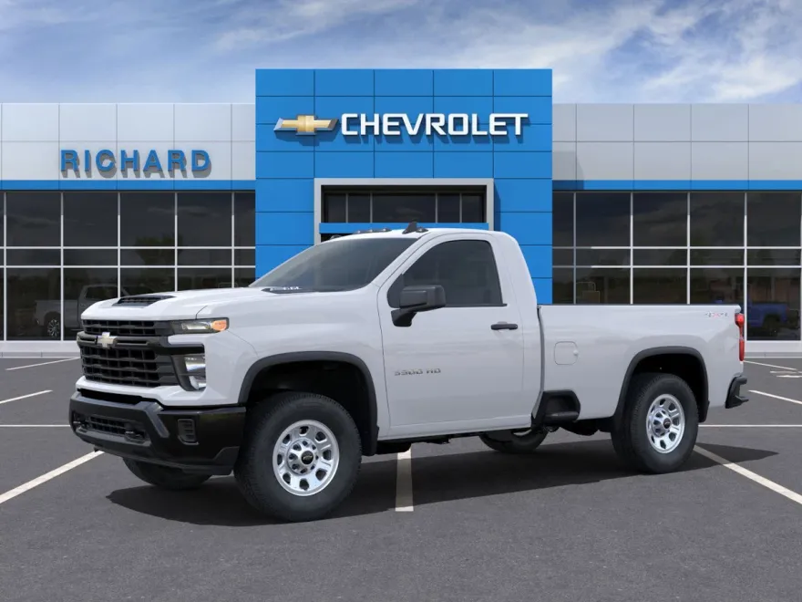 2025 Chevrolet Silverado 3500HD photo 1