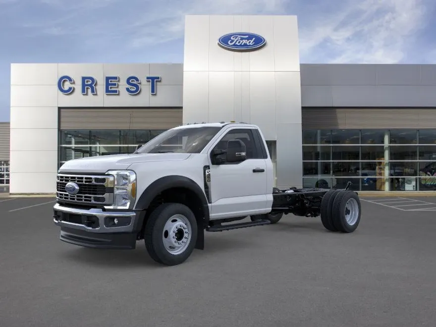 2025 Ford F-450 photo 1