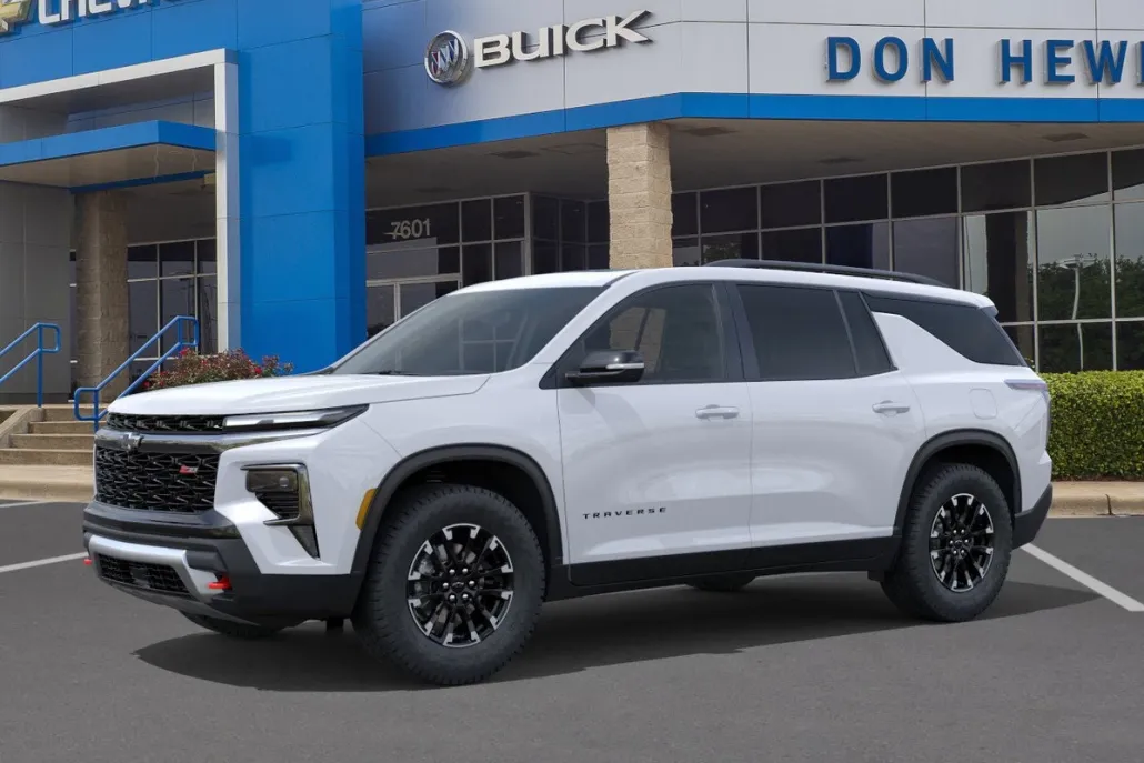 2026 Chevrolet Traverse Z71 photo 1