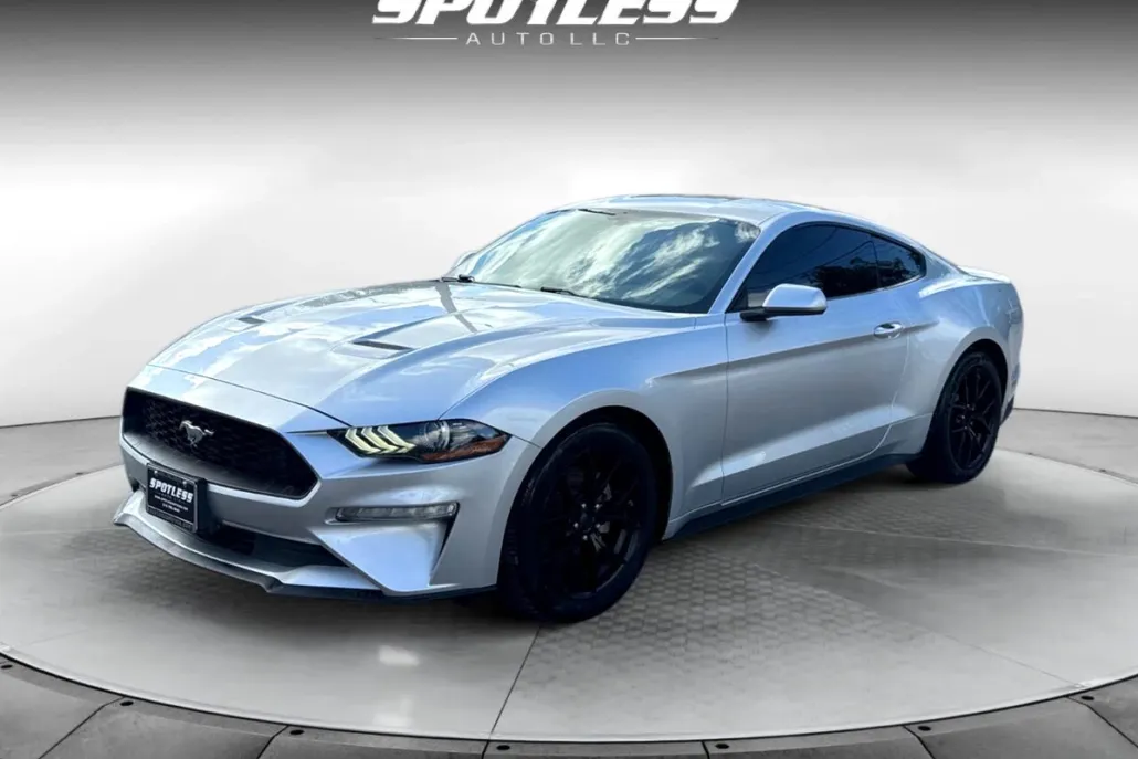 2018 Ford Mustang EcoBoost photo 1
