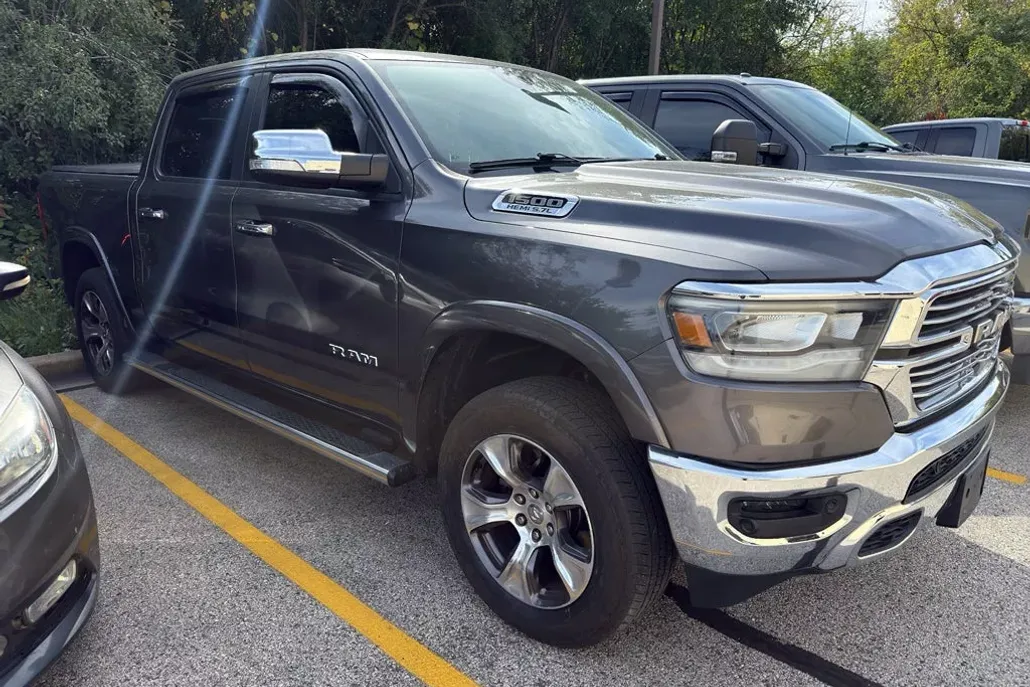2019 Ram 1500 Laramie photo 1