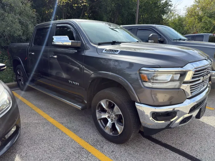 2019 Ram 1500 Laramie photo 1