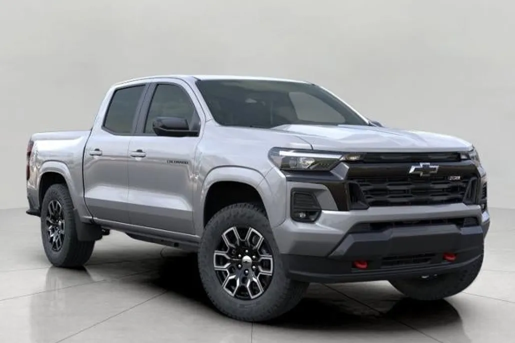 2026 Chevrolet Colorado Z71 photo 1