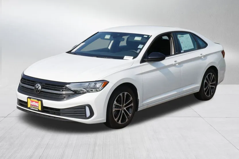 2024 Volkswagen Jetta Sport photo 1