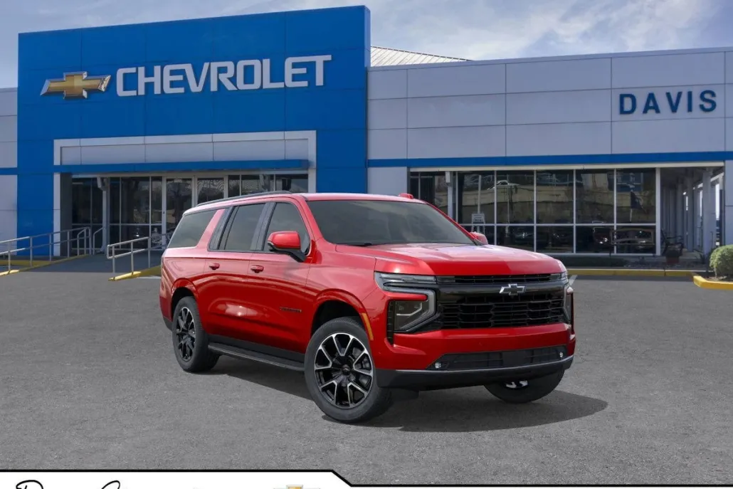 2026 Chevrolet Suburban RST photo 1