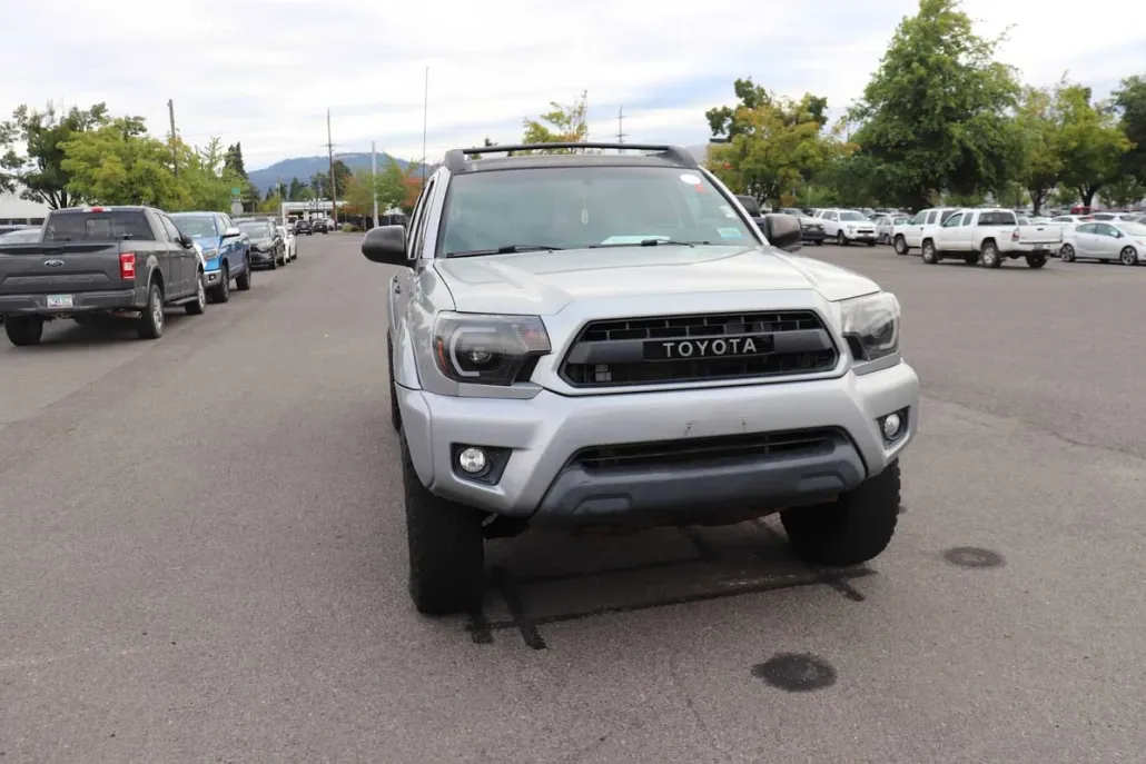 2014 Toyota Tacoma photo 1
