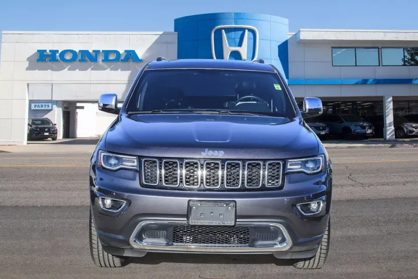2017 Jeep Grand Cherokee Limited photo 1