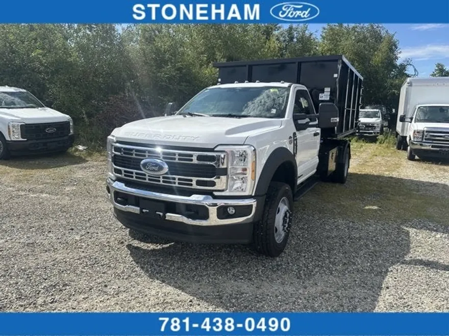 2025 Ford F-600 photo 1