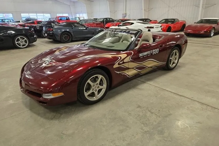 2003 Chevrolet Corvette photo 1