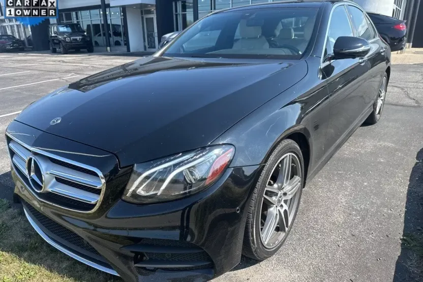 2020 Mercedes Benz E 350 Sedan photo 1