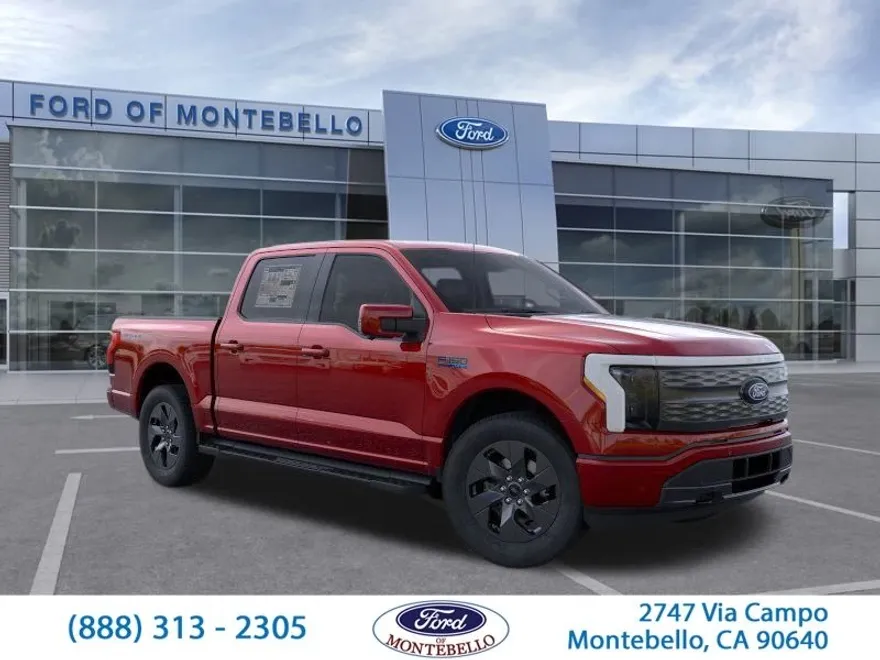 2025 Ford F-150 Lightning Lariat photo 1