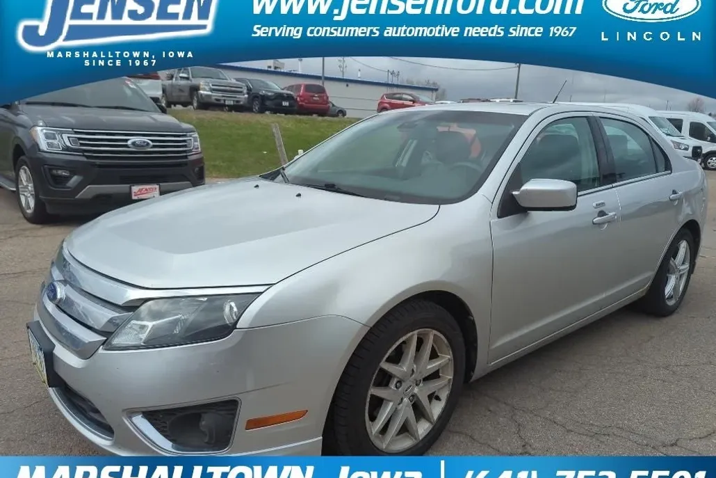 2012 Ford Fusion SEL photo 1