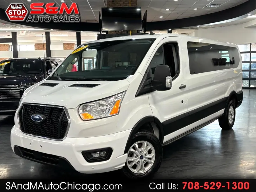 2021 Ford Transit Passenger XLT photo 1