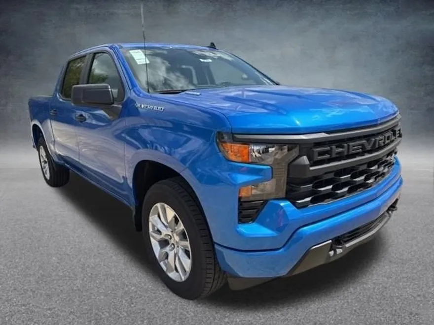 2026 Chevrolet Silverado 1500 Custom photo 1
