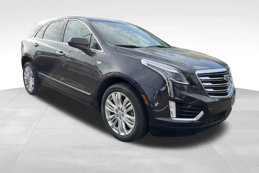 2018 Cadillac XT5 Premium Luxury photo 1
