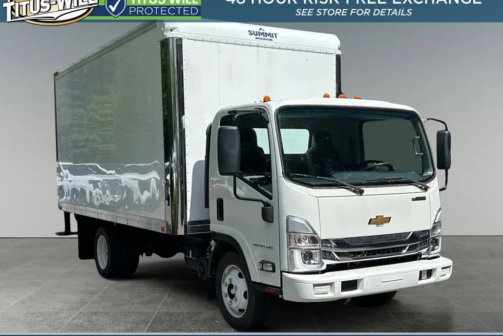 2024 Chevrolet Silverado 4500HD photo 1