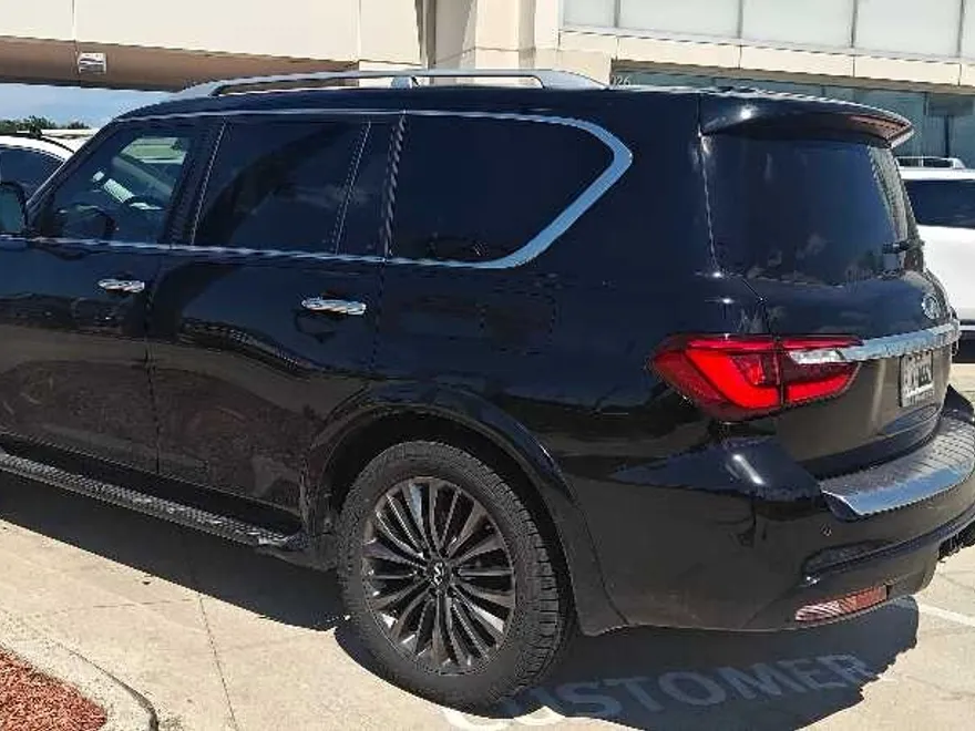 2022 Infiniti QX80 Sensory photo 1